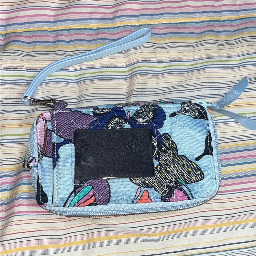 Vera Bradley Blue Floral Quilted‎ Wristlet